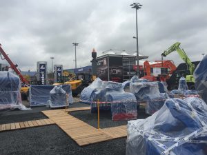 BAUMA Munich 1 - Carefully wrapped deliveries